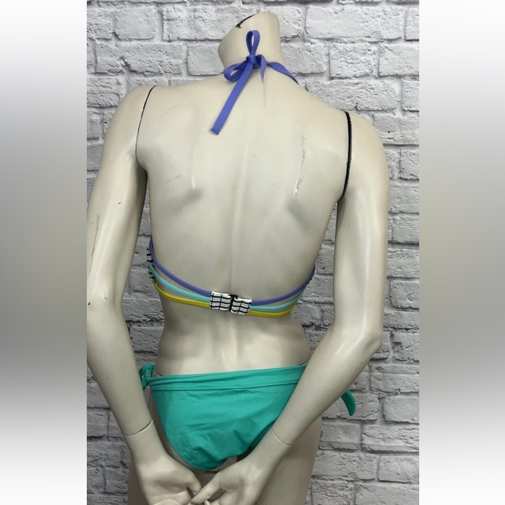 VICTORIA’S SECRET 2 PIECE MULTI COLOR STRIPED BIKINI SWIM SUIT SIZE M/32DD - Picture 4 of 5